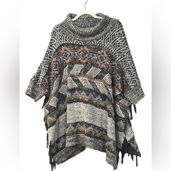 Anthropologie Pilcro Magda Knit Poncho boho heavy knit sweater M/L - Picture 4 of 8